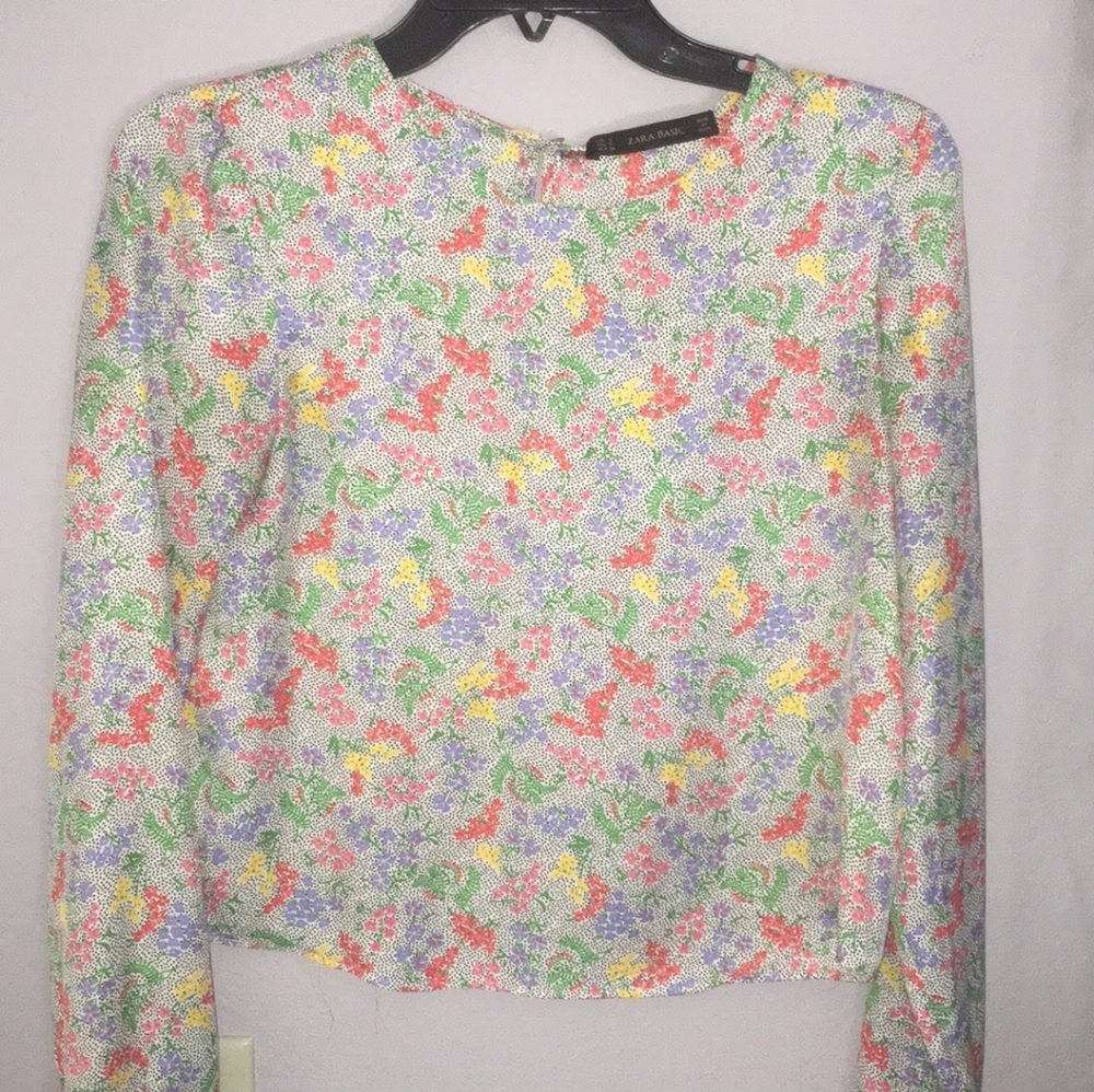 *Zara Top*